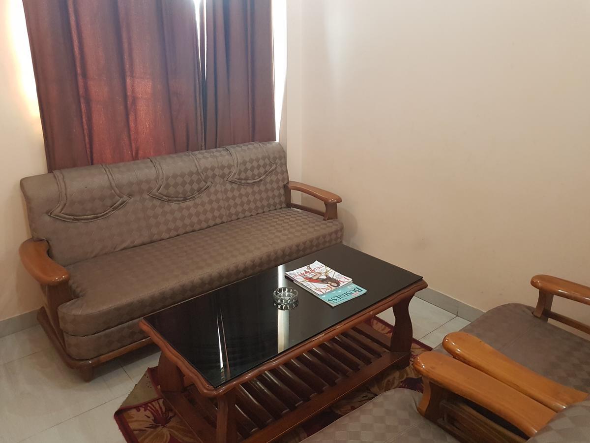 Hotel Simla Siliguri Εξωτερικό φωτογραφία