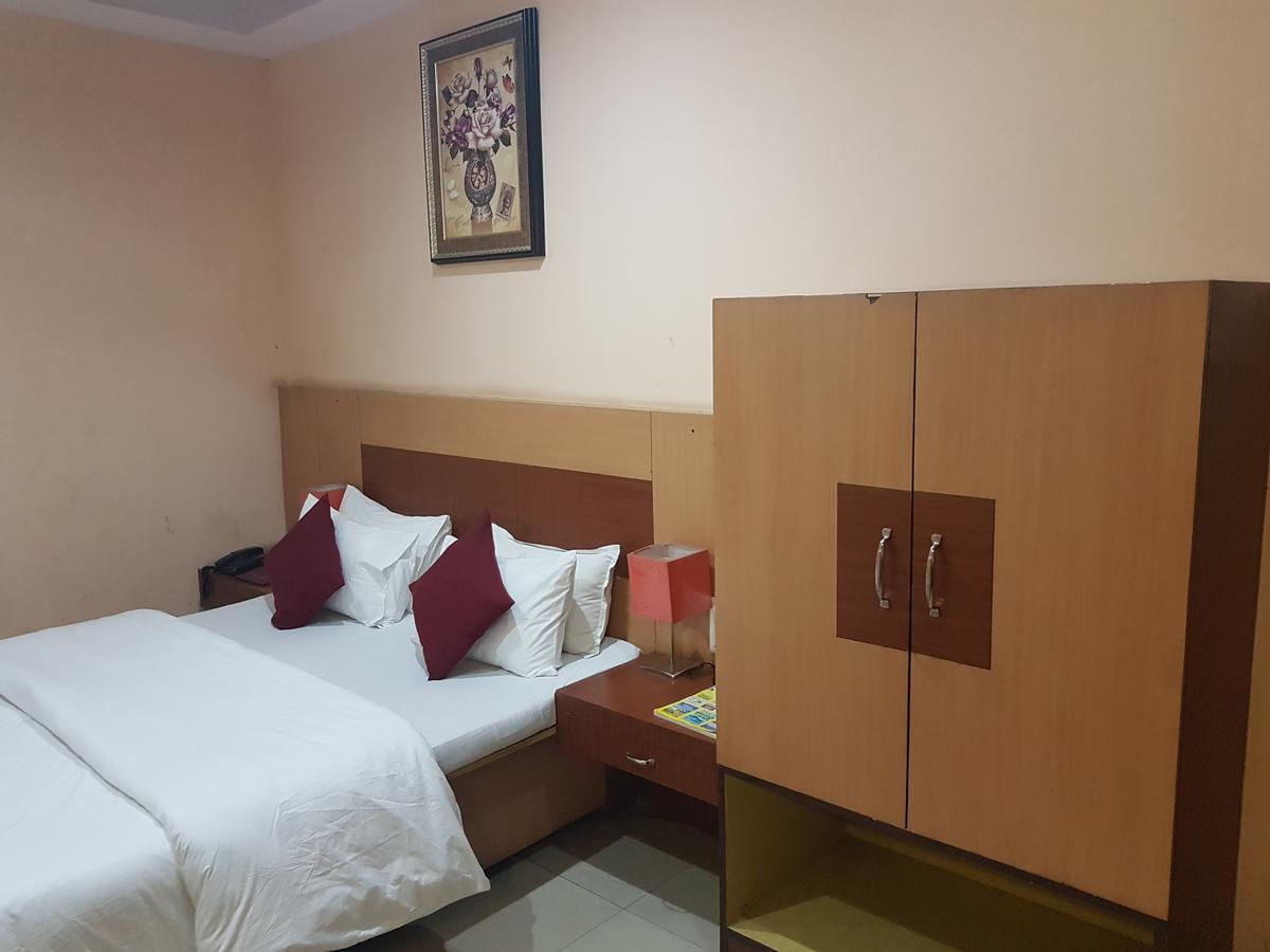 Hotel Simla Siliguri Εξωτερικό φωτογραφία